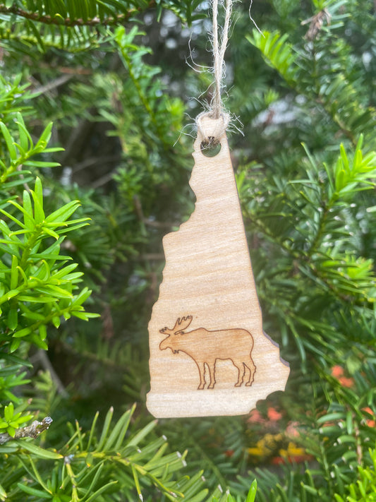 Simple NH Moose Ornament